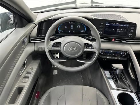 New 2026 Hyundai Elantra SEL Sport image 22