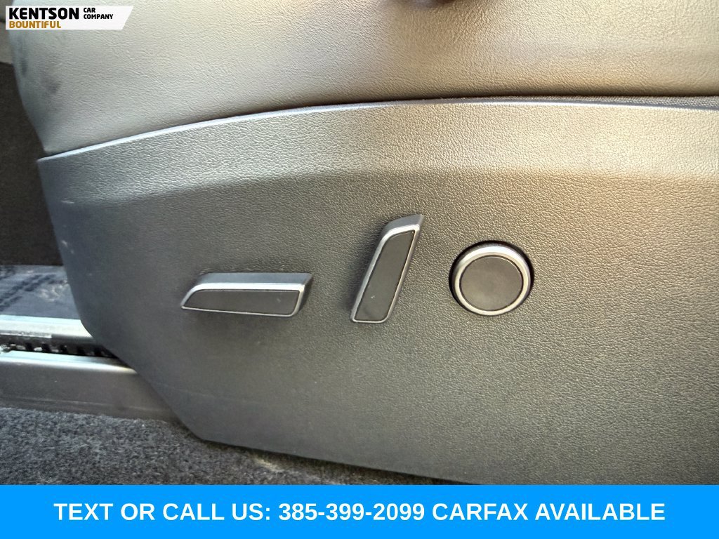 Used 2023 Tesla Model Y Long Range AWD/4WD image 29