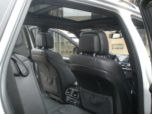Used 2013 BMW X5 xDrive50i image 35