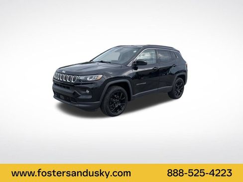 Used 2022 Jeep Compass Latitude AWD/4WD image 1