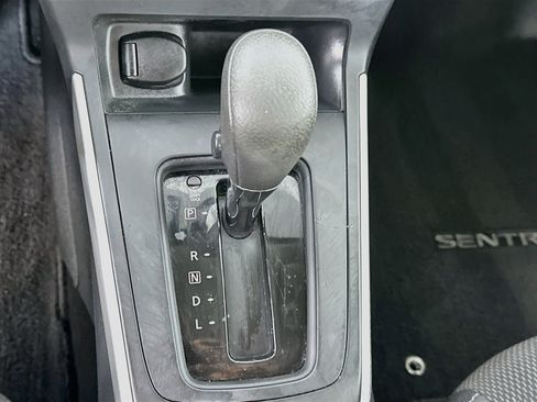 Used 2016 Nissan Sentra S FWD image 22