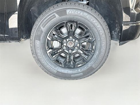 Used 2024 Chevrolet Silverado 1500 LT Trail Boss AWD/4WD image 25