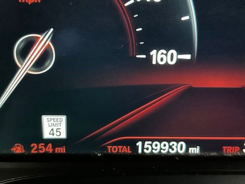 Used 2019 BMW 530i xDrive w/ Convenience Package AWD/4WD image 22