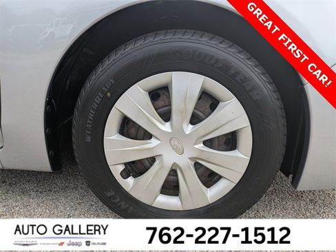 Used 2012 Subaru Impreza 2.0i image 11