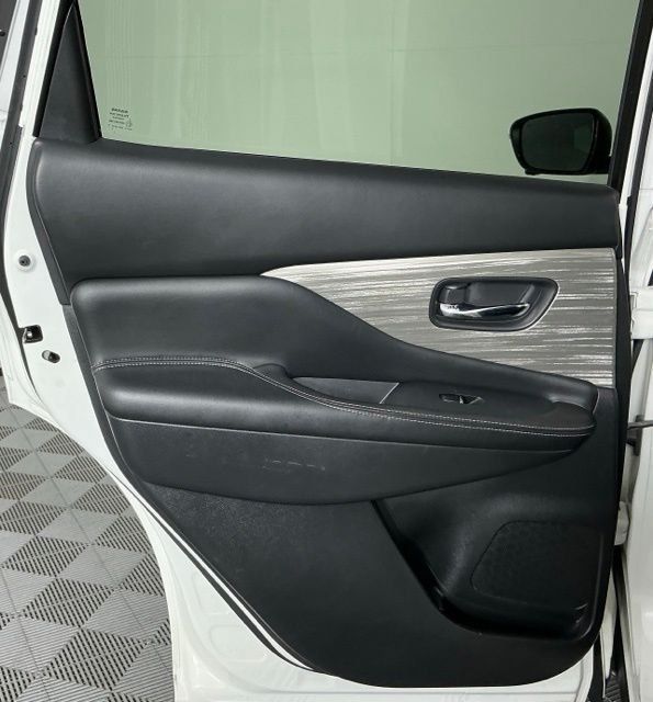 Used 2018 Nissan Murano Platinum FWD image 20