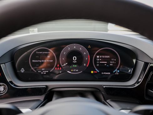 New 2025 Porsche Cayenne E-Hybrid Coupe image 15