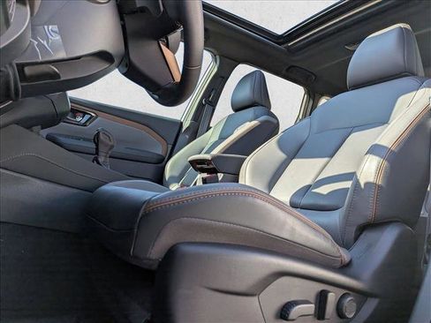 Used 2025 Subaru Forester Sport w/ Protection Package image 13