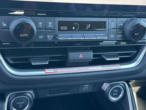 New 2026 Toyota Grand Highlander XLE image 20