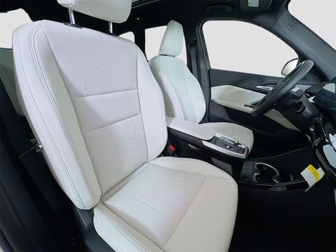 New 2026 BMW X1 xDrive28i w/ Convenience Package image 31