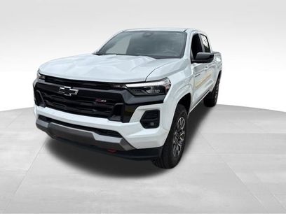 Used 2023 Chevrolet Colorado Z71 w/ Z71 Convenience Package 2