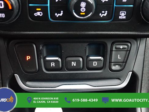 Used 2018 GMC Terrain SLE w/ Driver Convenience Package FWD image 24