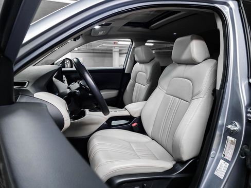 Certified 2023 Honda HR-V EX-L image 20