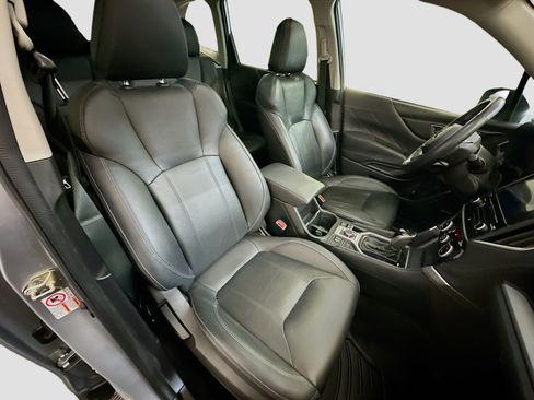 Used 2020 Subaru Forester Limited image 34