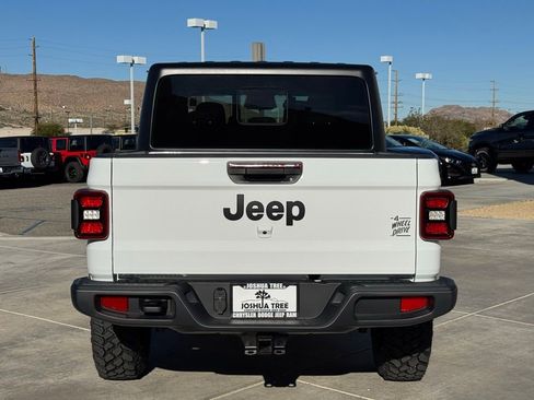 New 2026 Jeep Gladiator Willys image 5
