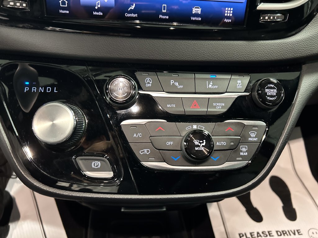 Used 2026 Chrysler Pacifica Select FWD image 19