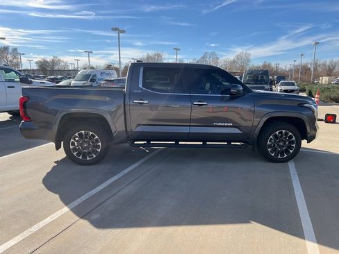 Used 2025 Toyota Tundra Limited image 5