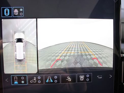 New 2026 GMC Yukon Denali w/ Denali Reserve Package image 5