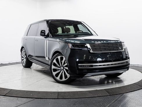 Used 2024 Land Rover Range Rover Long Wheelbase SE image 1
