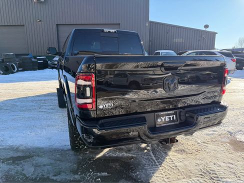 Used 2020 RAM 3500 Limited image 13
