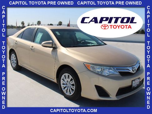 Used 2012 Toyota Camry LE FWD image 1