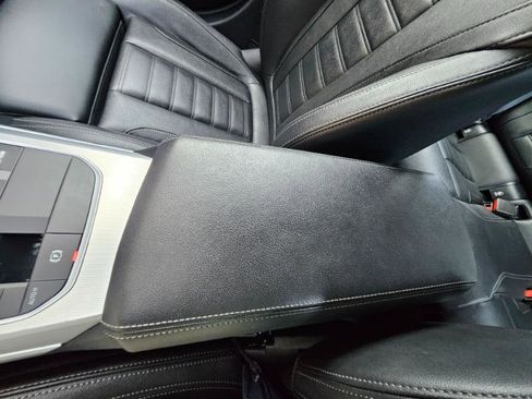 Used 2023 BMW i4 eDrive40 w/ M Sport Package image 67