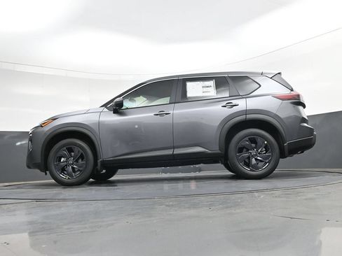 Certified 2026 Nissan Rogue SV FWD image 46