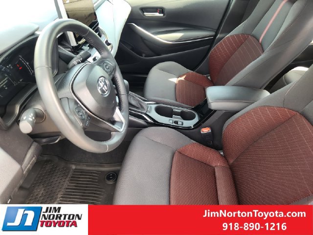Used 2025 Toyota Corolla SE w/ SE Premium Package FWD image 14