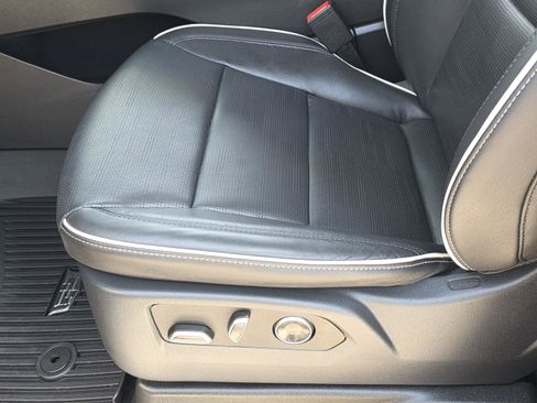 Certified 2025 Cadillac Escalade Sport w/ LPO, Floor Liner Package RWD image 21
