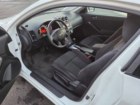 Used 2011 Nissan Altima 2.5 S image 22