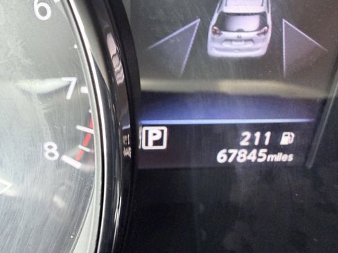 Certified 2019 Nissan Rogue S image 9