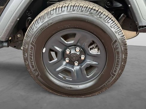 Used 2023 Jeep Wrangler Sport AWD/4WD image 7