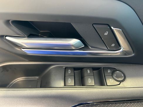 New 2026 Chevrolet Silverado EV LT image 9