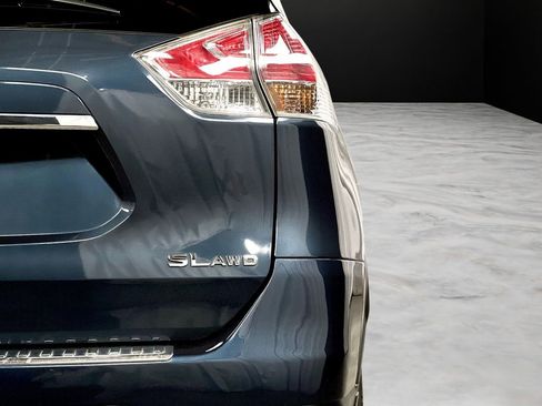 Used 2016 Nissan Rogue SL w/ SL Premium Package image 15
