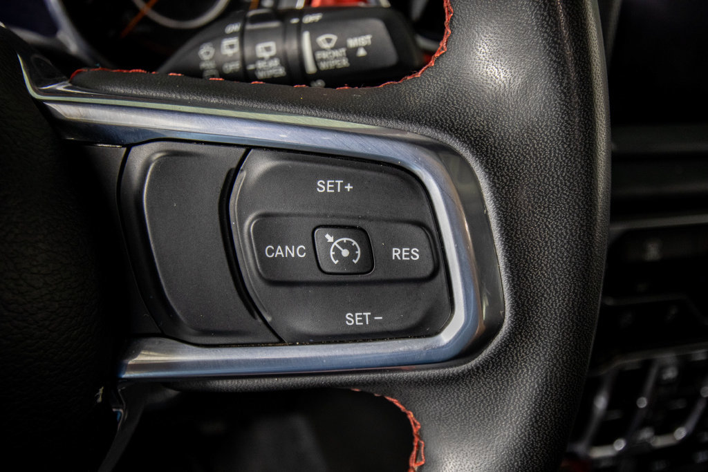 Used 2023 Jeep Wrangler Unlimited Rubicon AWD/4WD image 22