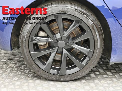 Used 2021 Tesla Model 3 Standard Range Plus image 27