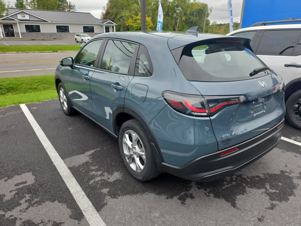Used 2024 Honda HR-V LX image 6