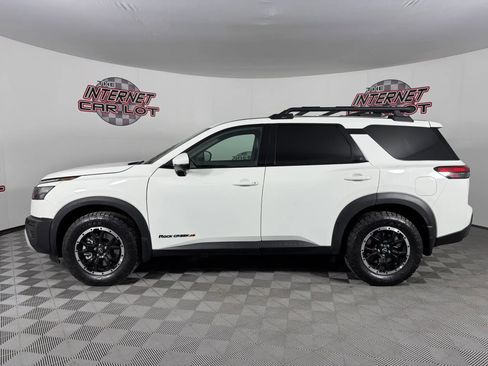 Used 2025 Nissan Pathfinder Rock Creek image 4