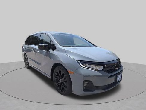 Certified 2025 Honda Odyssey Sport-L image 8