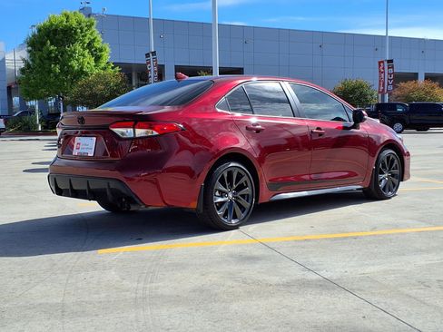 Used 2026 Toyota Corolla SE image 5
