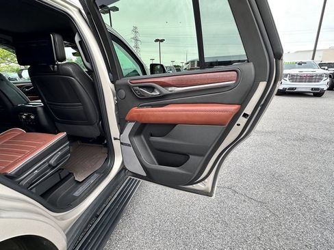Certified 2023 GMC Yukon Denali Ultimate AWD/4WD image 16