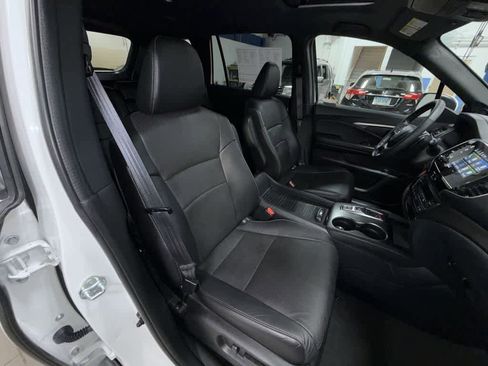 Used 2023 Honda Passport EX-L image 15