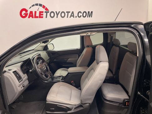 Used 2016 GMC Canyon W/T w/ Convenience Package image 11