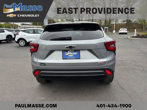 Certified 2024 Chevrolet Trax RS FWD image 6