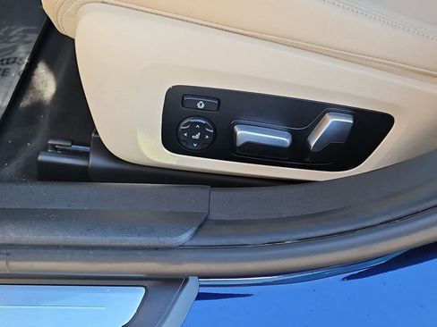 Used 2020 BMW 330i Sedan w/ Premium Package image 18