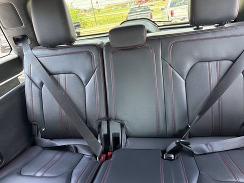Used 2023 Ford Expedition Limited AWD/4WD image 22