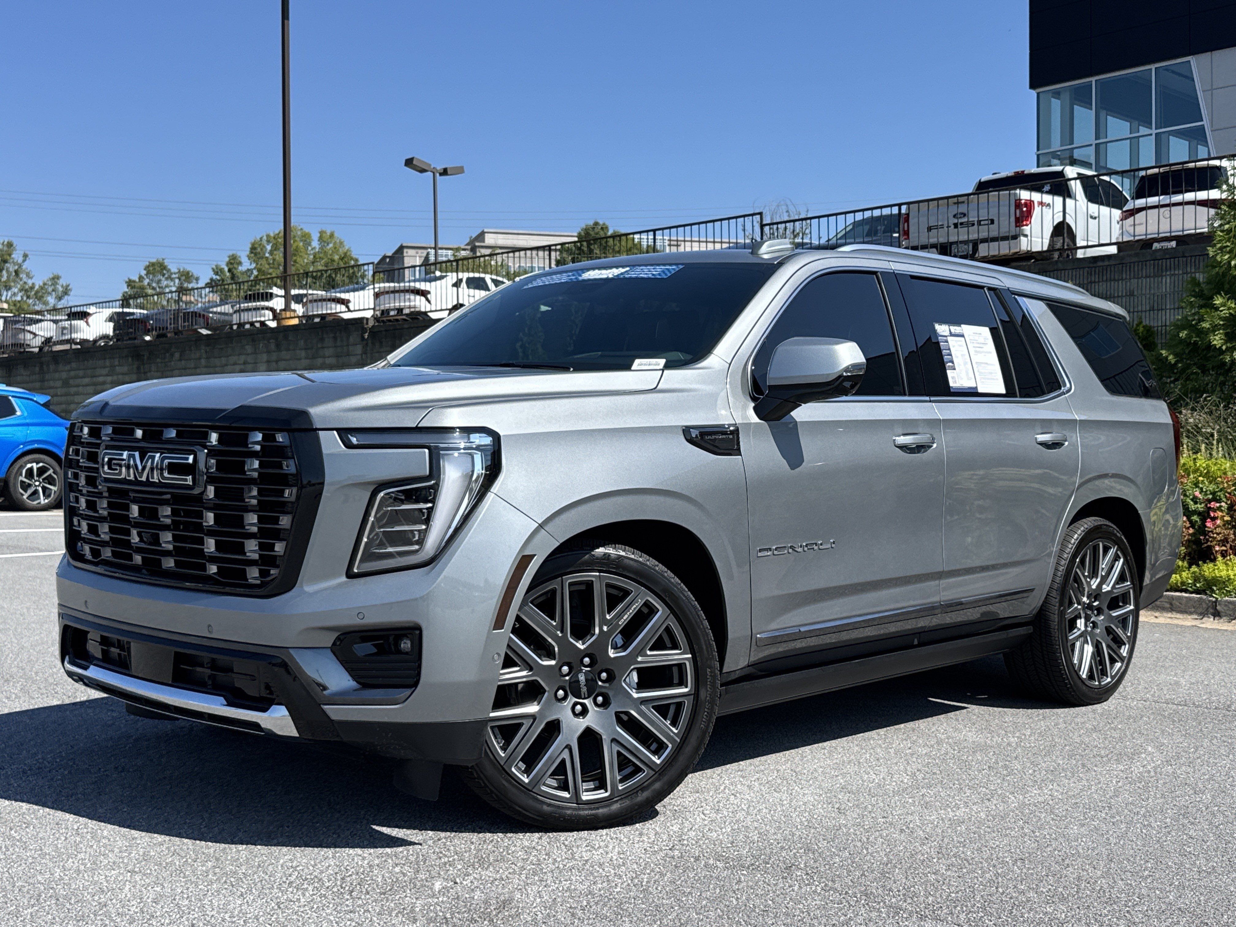 Used 2026 GMC Yukon Denali Ultimate AWD/4WD image 5