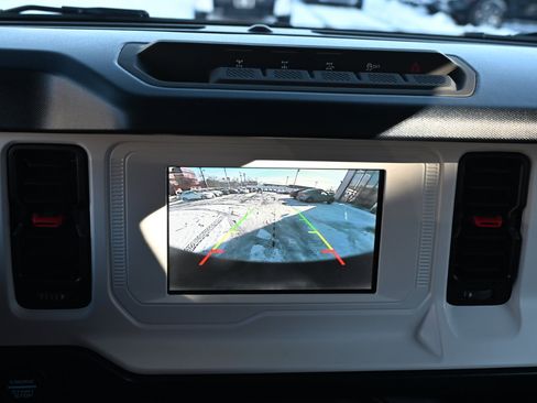 Used 2023 Ford Bronco Heritage Edition image 30