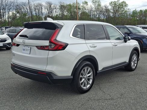 Used 2023 Honda CR-V EX image 6