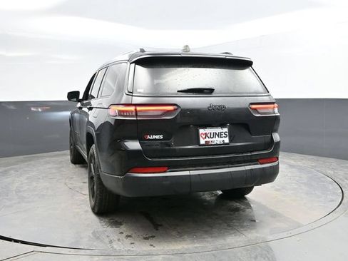 Used 2024 Jeep Grand Cherokee L Laredo AWD/4WD image 11