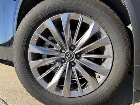 Used 2025 MAZDA CX-90 3.3 Turbo w/ Select Package image 10